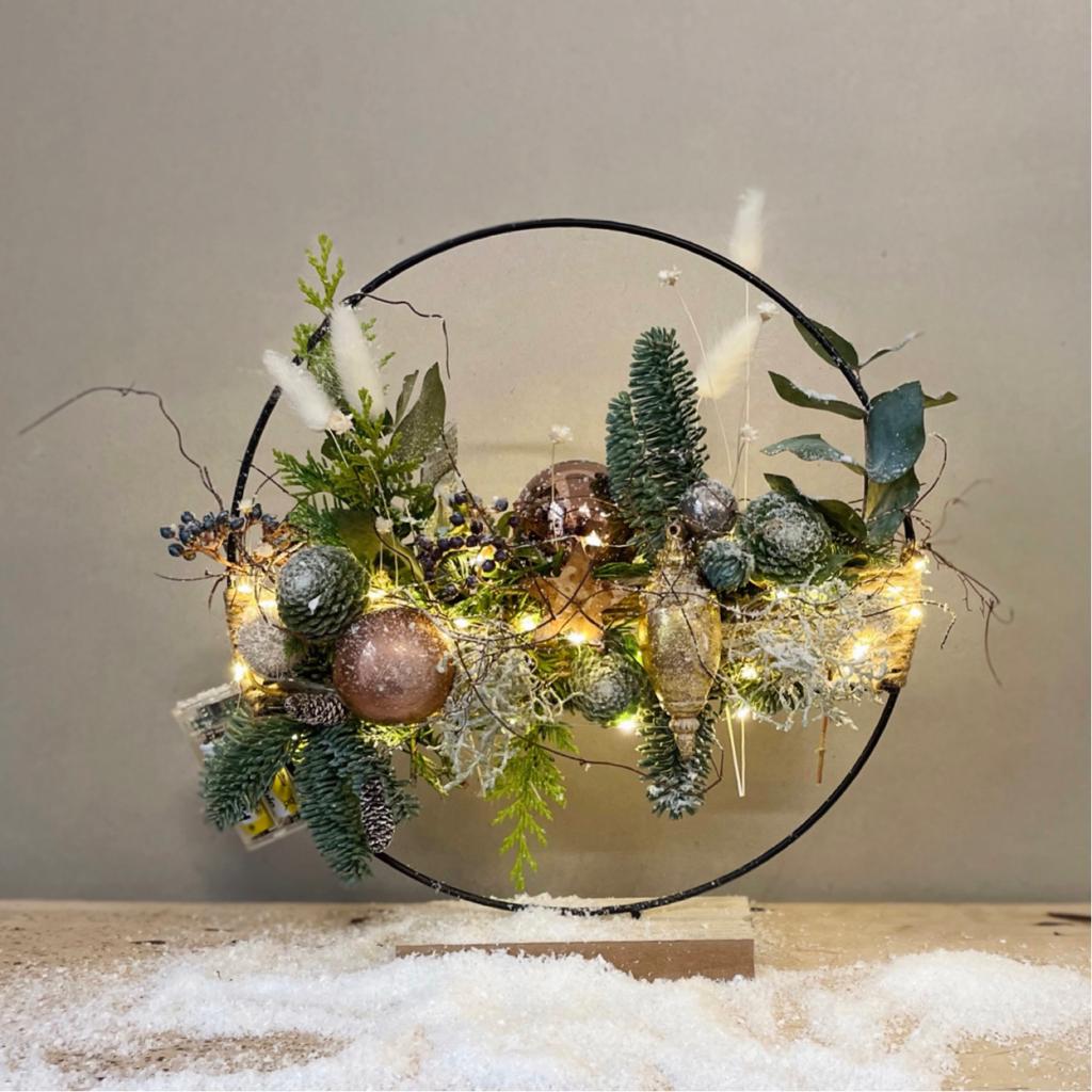 Kom een sfeervol Kerststuk maken
